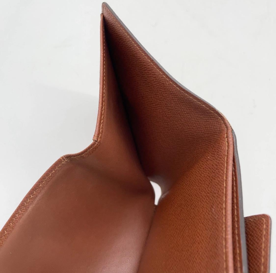 Authentic Louis Vuitton Monogram Elise  Wallet Vintage W/ Box and dust bag