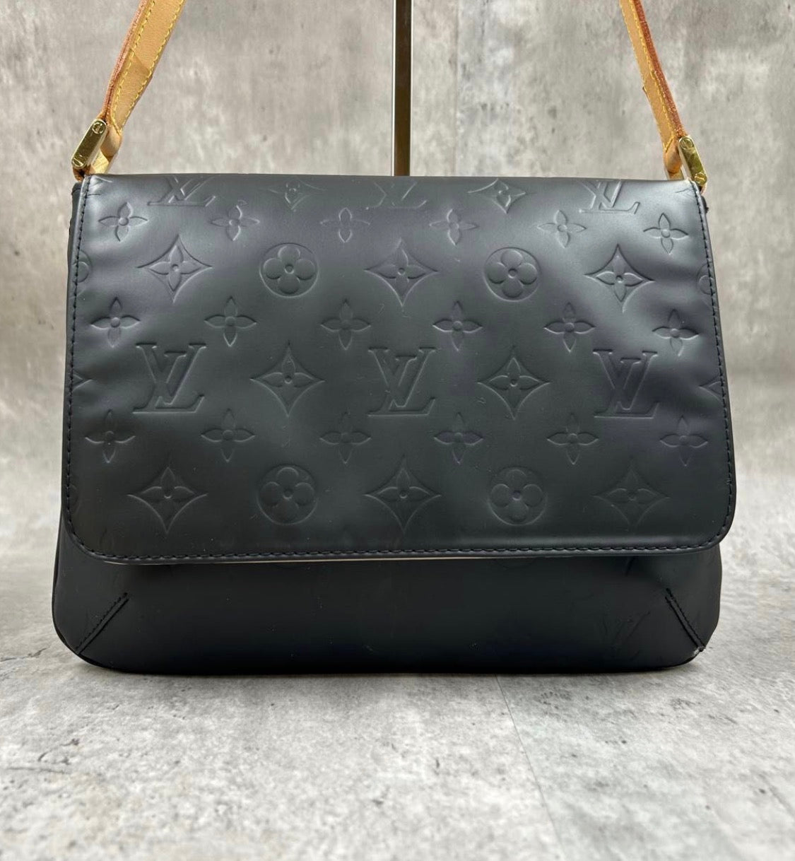 Louis Vuitton Vernis Thompson Street Black