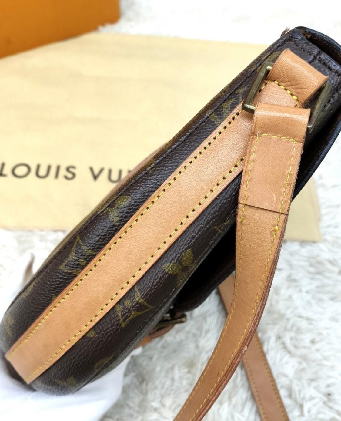 Authentic Louis Vuitton Monogram Chantilly crossbody Bag Vintage