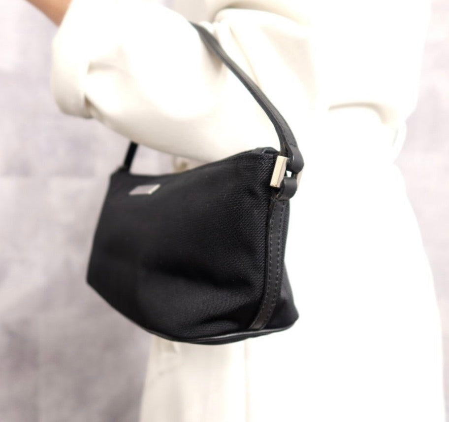 Gucci Black Nylon Boat Pochette Handbag