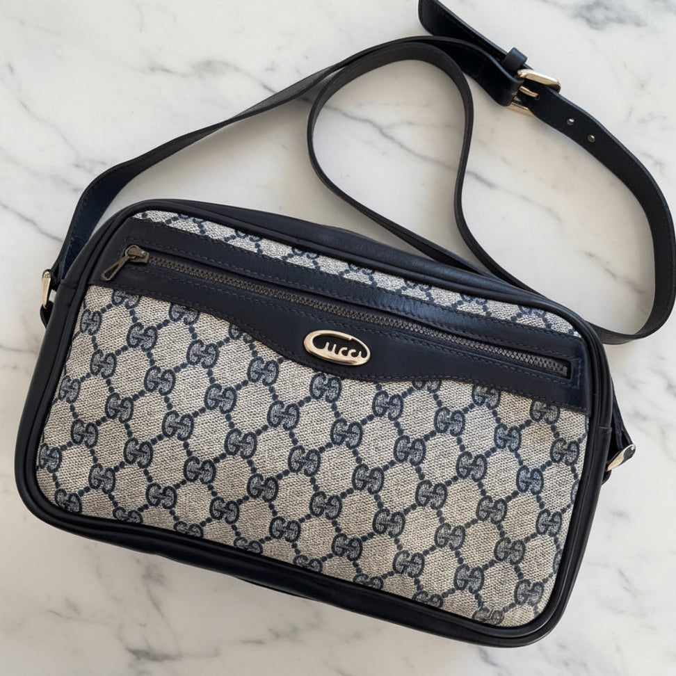 GUCCI Old GG Supreme  Shoulder Bag