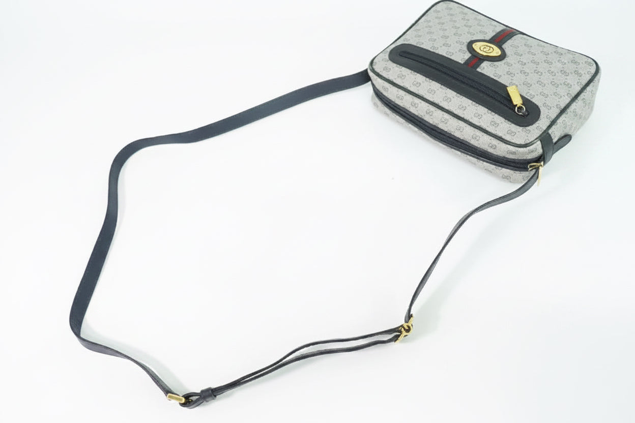 Gucci Sherry Line Micro GG Canvas Shoulder Bag Vintage