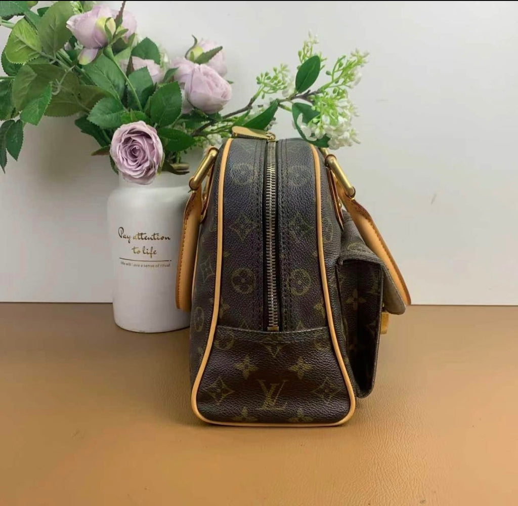 Authentic LOUIS VUITTON Monogram Manhattan PM