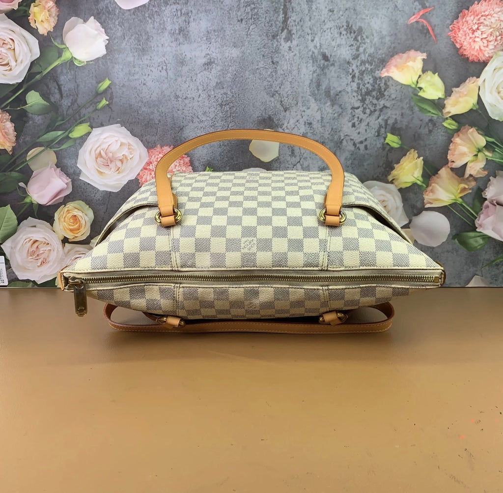 Louis Vuitton Monogram Totally MM Shoulder Bag