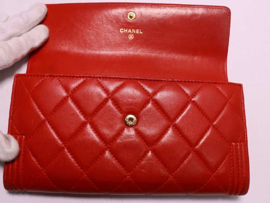 CHANEL Boy Wallet (Red)
