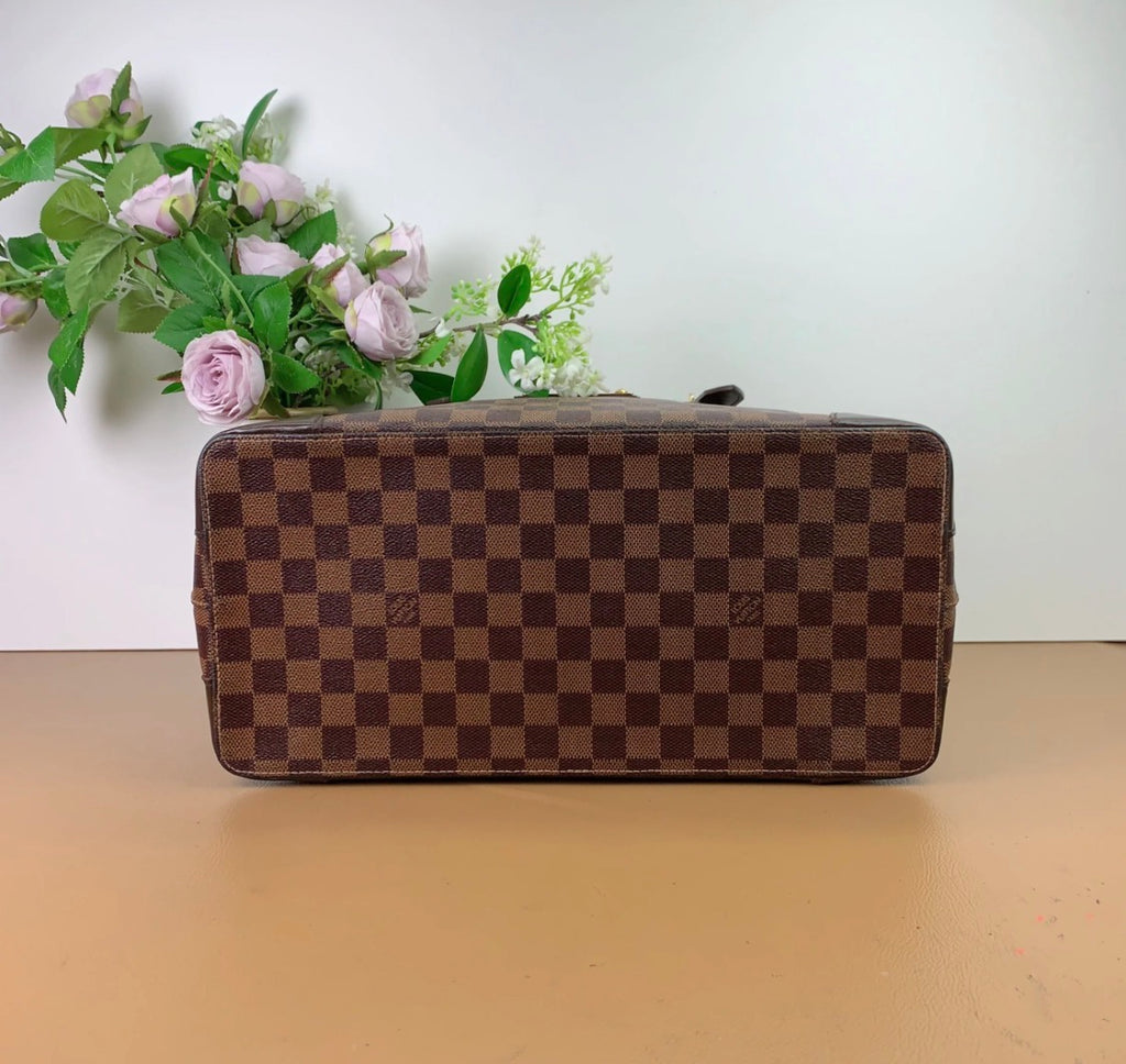 LOUIS VUITTON Damier Ebene Hampstead MM Shoulder Bag