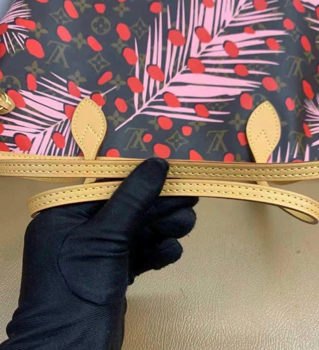 Authentic Rare Louis Vuitton LV Monogram Jungle Printed Neverfull MM Shoulder Bag With Authentication