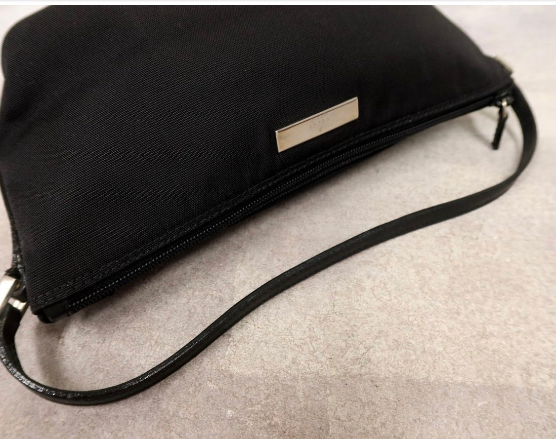 Gucci Black Nylon Boat Pochette Handbag