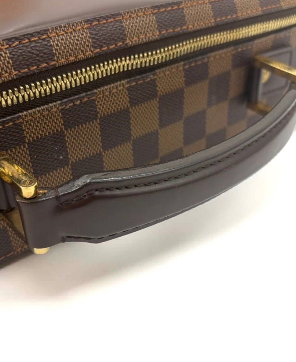 LOUIS VUITTON
Damier Canvas Porte Ordinateur Sabana Computer Case Bag