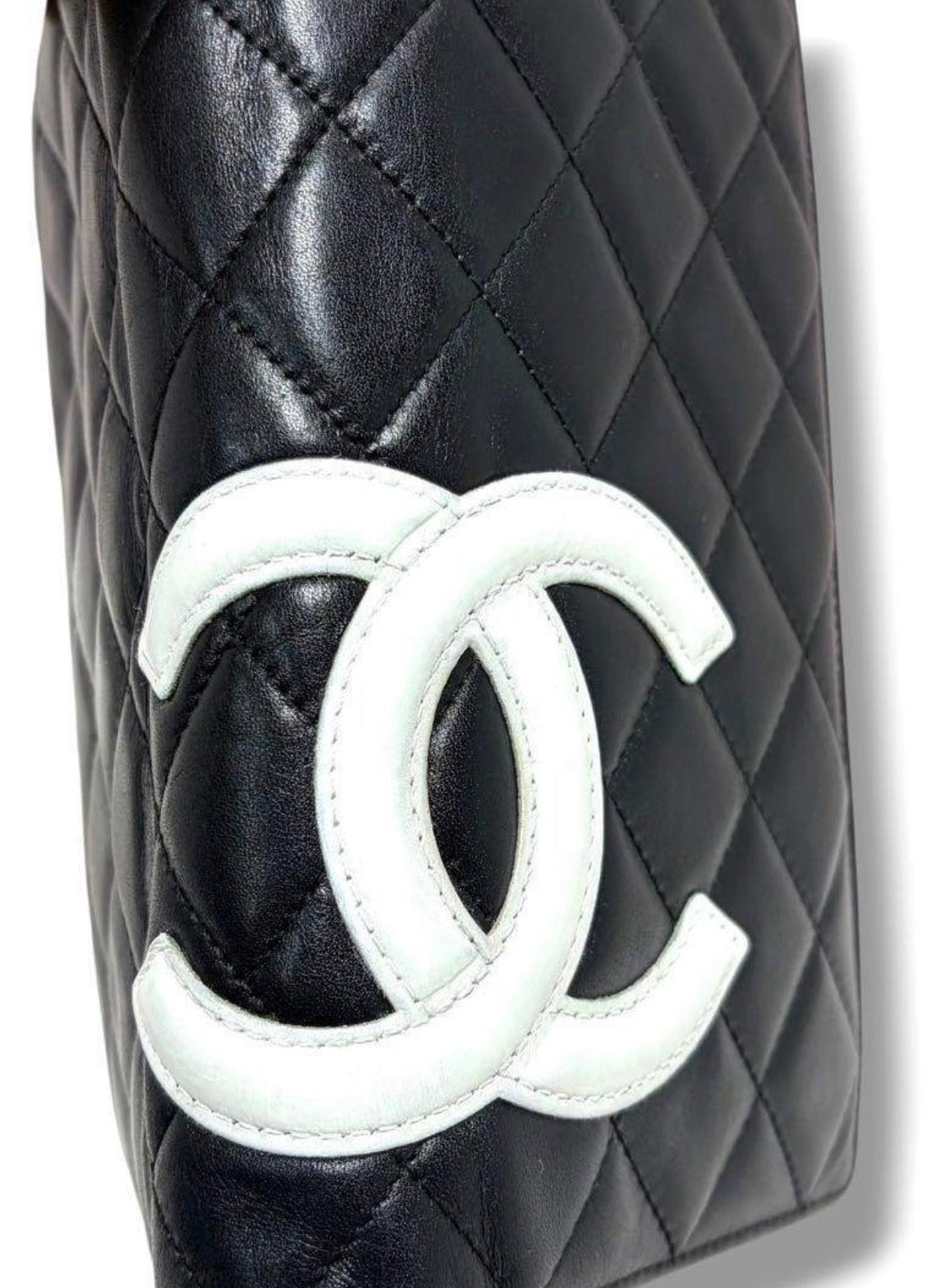 Authentic Chanel Classic Cambon Ligne Yen Wallet