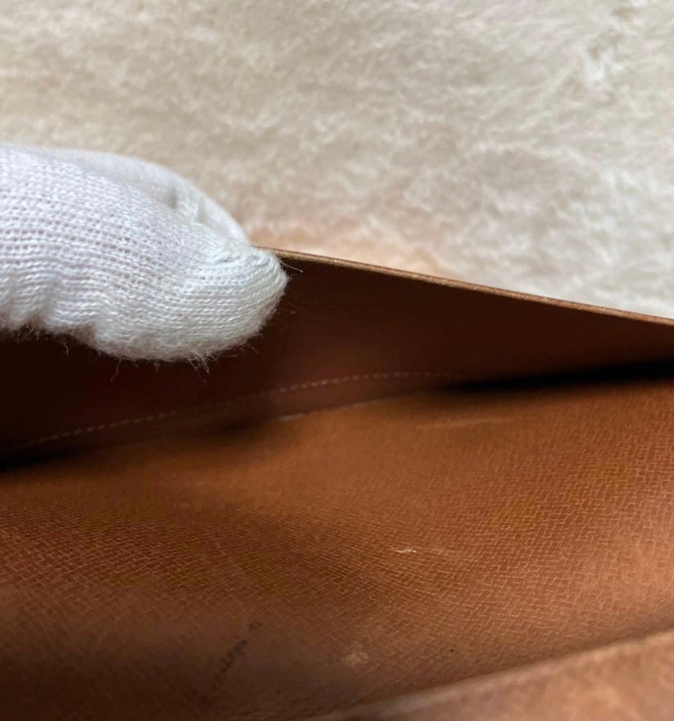 Louis Vuitton Emilie Wallet