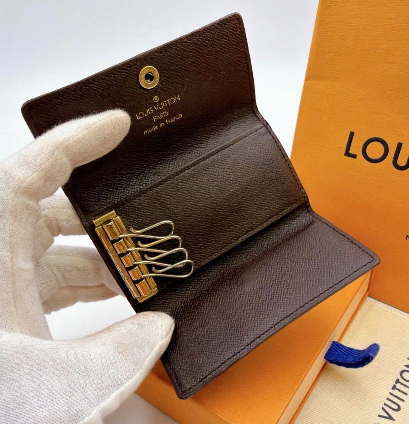 LOUIS VUITTON Damier Ebene Multicles 4 Key Holder