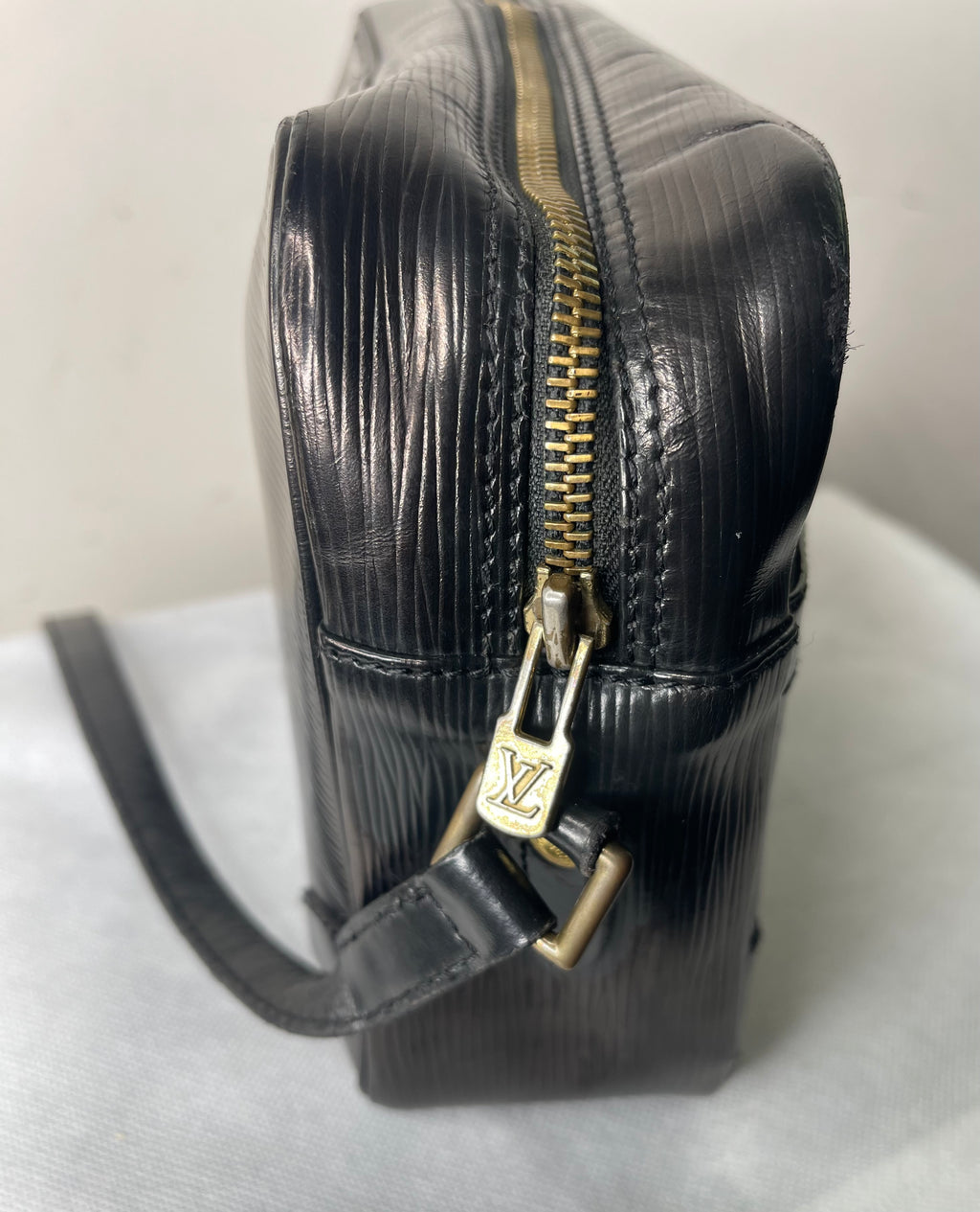 Louis Vuitton LV Monogram Trocadero 27