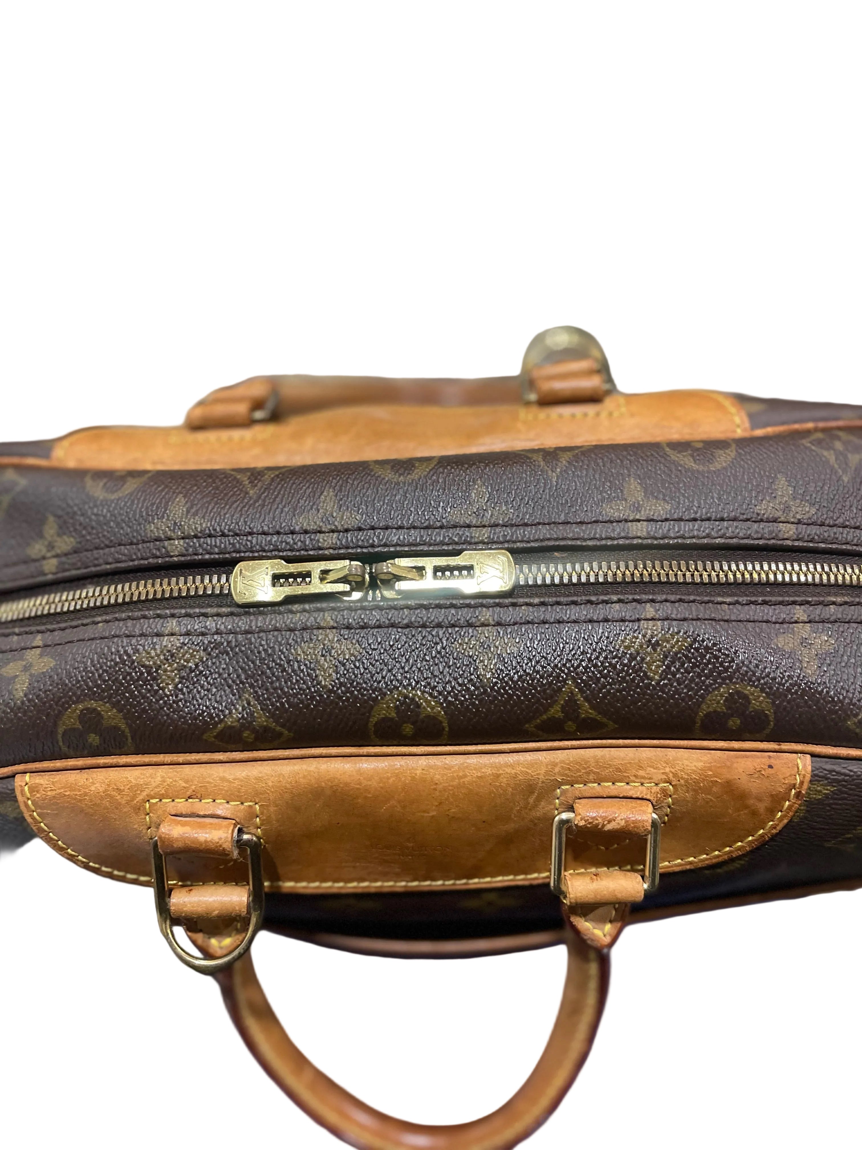 Louis Vuitton Monogram Canvas DEAUVILLE Handbag