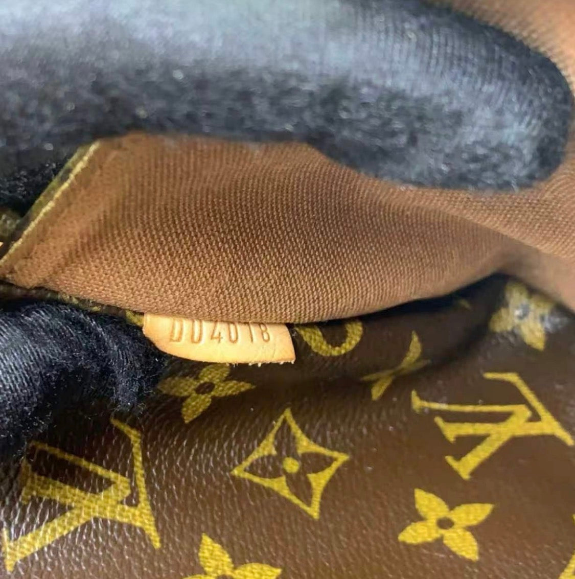 Louis Vuitton Bosphore PM Monogram Shoulder Bag