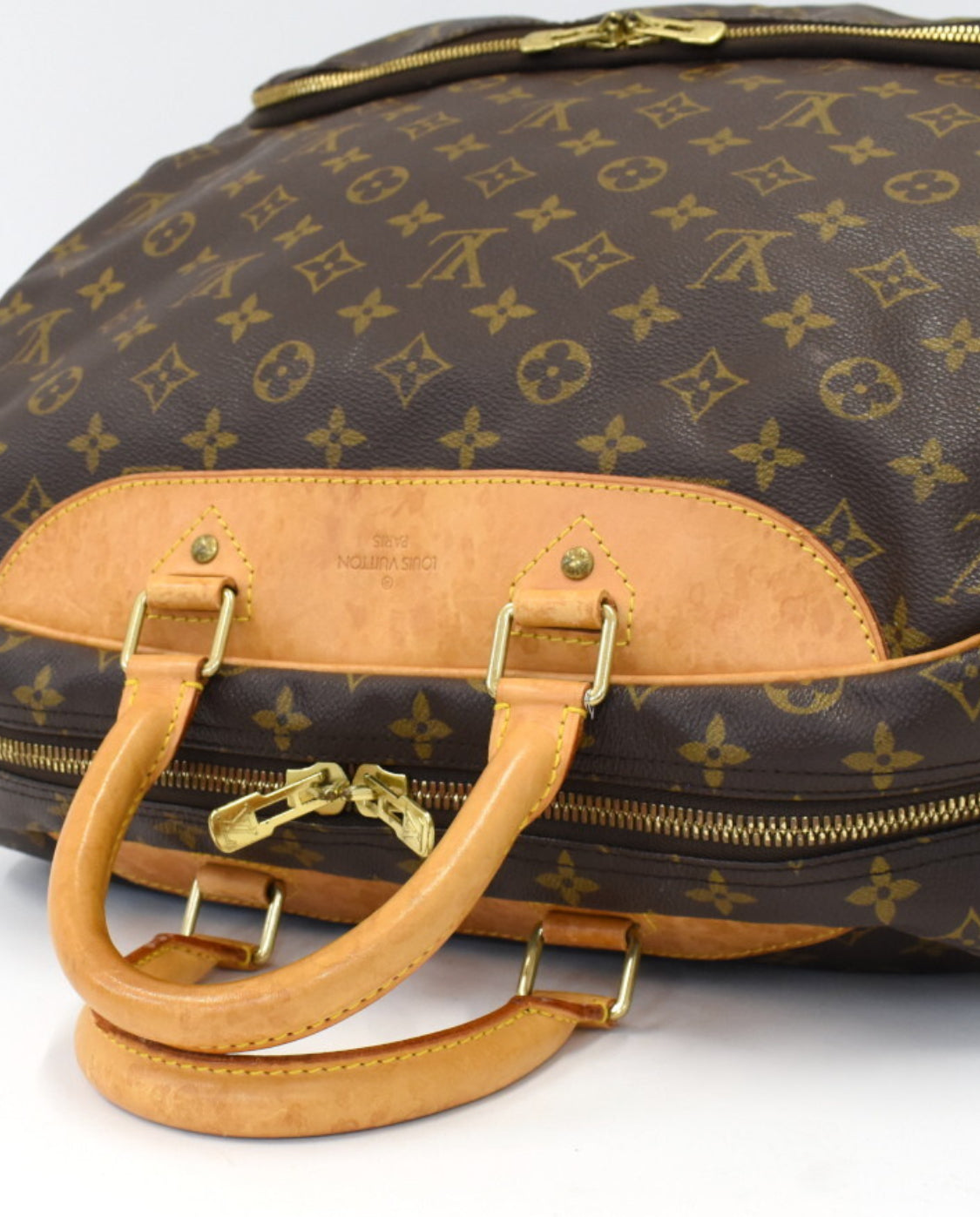 Louis Vuitton Monogram Evasion Boston Bag / Travel bag