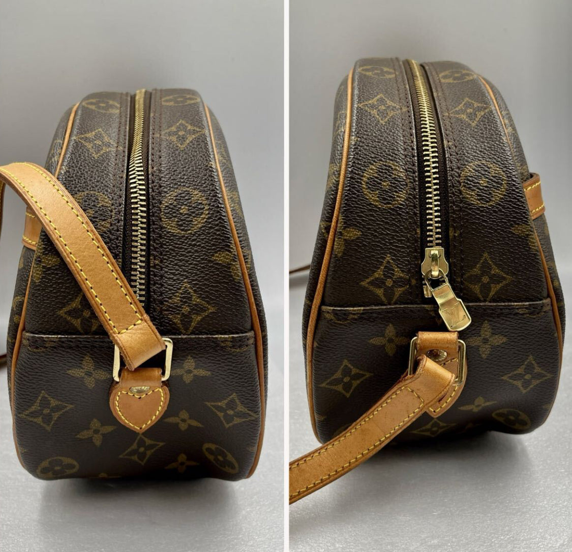 Authentic LOUIS VUITTON
Monogram Blois Shoulder Bag