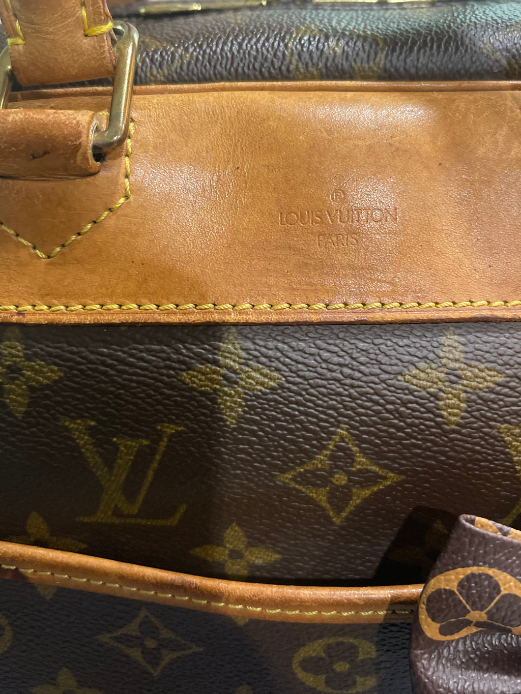 Louis Vuitton Monogram Canvas DEAUVILLE Handbag