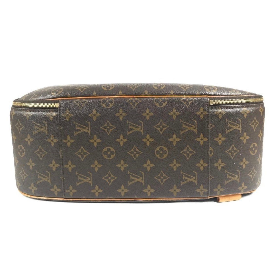 Louis Vuitton
Packall Handbag Monogram Canvas PM