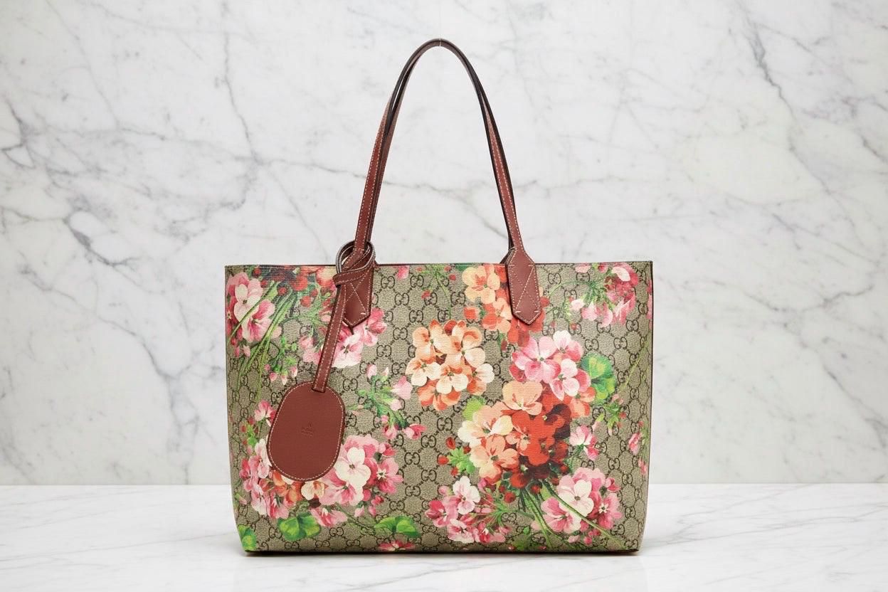 Authentic GUCCI GG Supreme Monogram Blooms Medium Reversible Tote Beige Multicolor Dry Rose