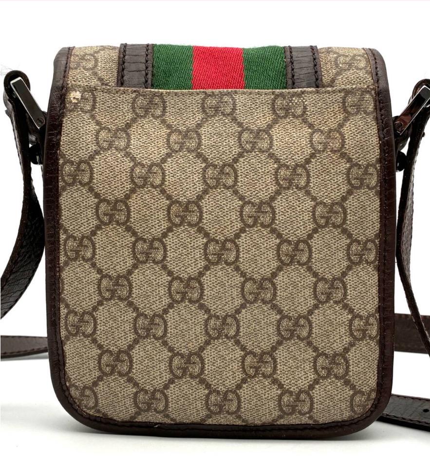 Authentic GG GUCCI  Supreme Sherry Line crossbody bag Vintage.