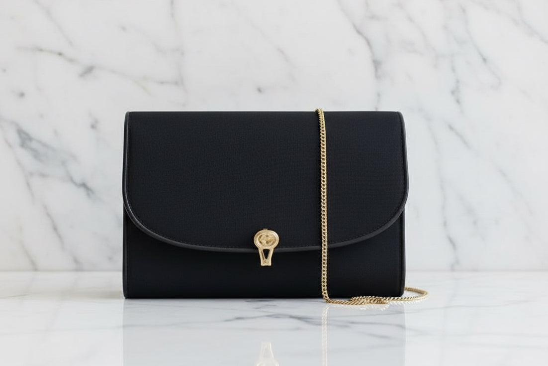 Authentic Gucci GG Interlock Shoulder  Bag Vintage