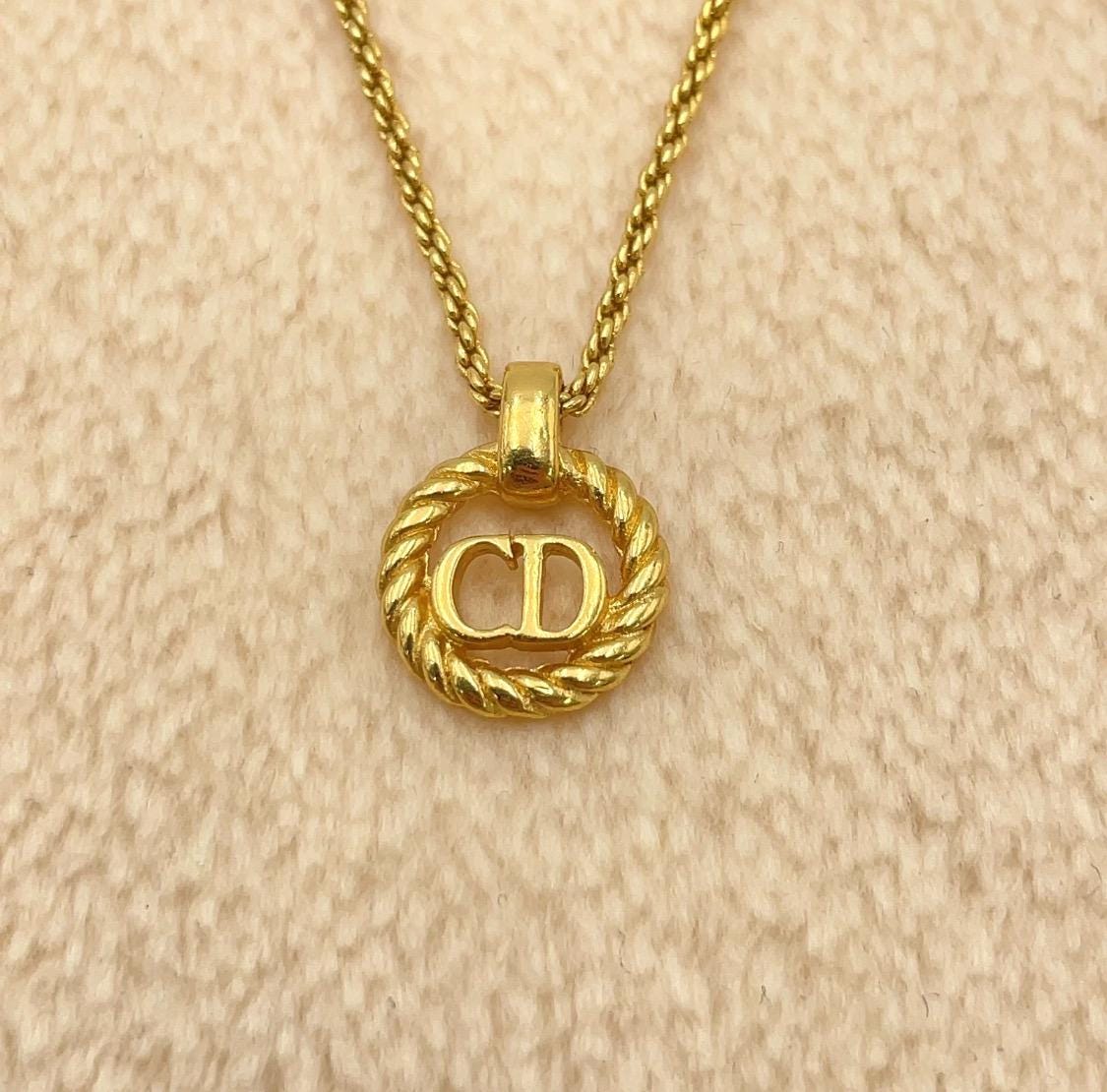 Authentjc Christian Dior Twist Circle CD Necklace  W/Box Vintage