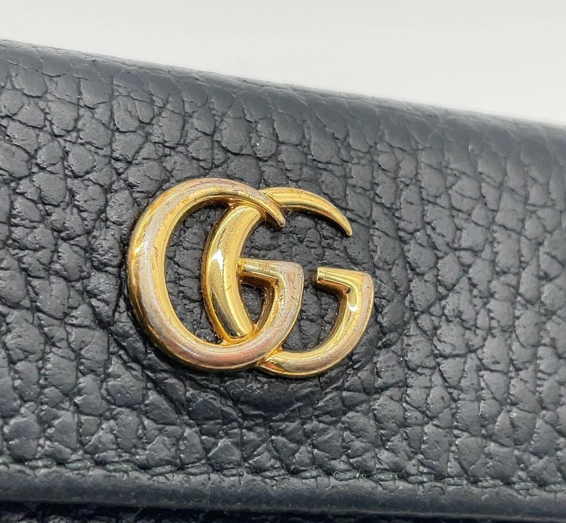 Authentic Gucci GG Logo Marmont Black Leather Compact Wallet W / box Vintage