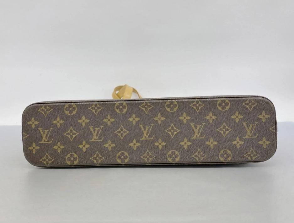 Authentic LOUIS VUITTON LV Monogram Luco Shoulder Bag