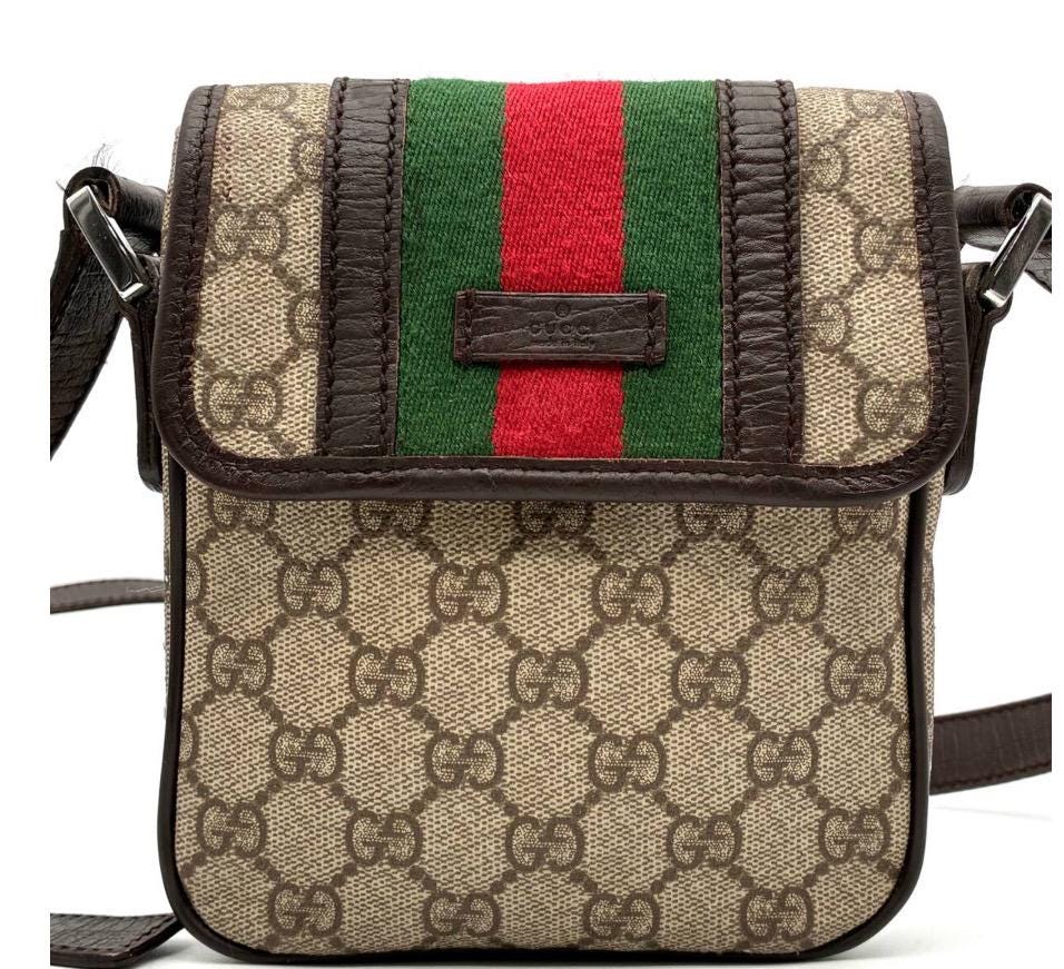 Authentic GG GUCCI  Supreme Sherry Line crossbody bag Vintage.