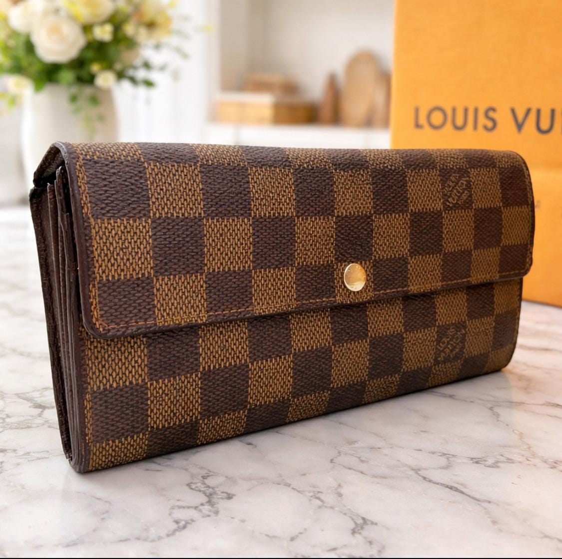 Authentic LOUIS VUITTON Damier Edene Wallet (add chain option )