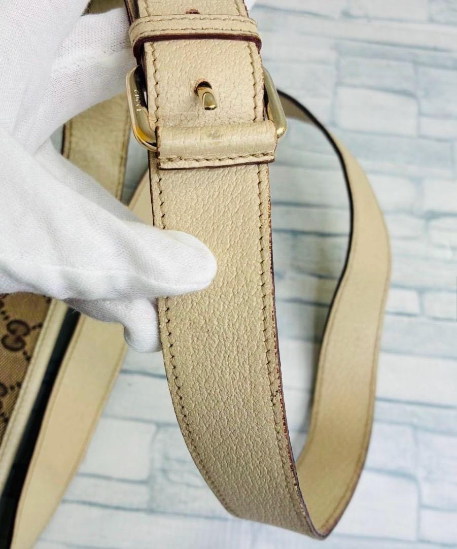 Authentic GUCCI Eclipse Messenger Bag GG Canvas Small Vintage