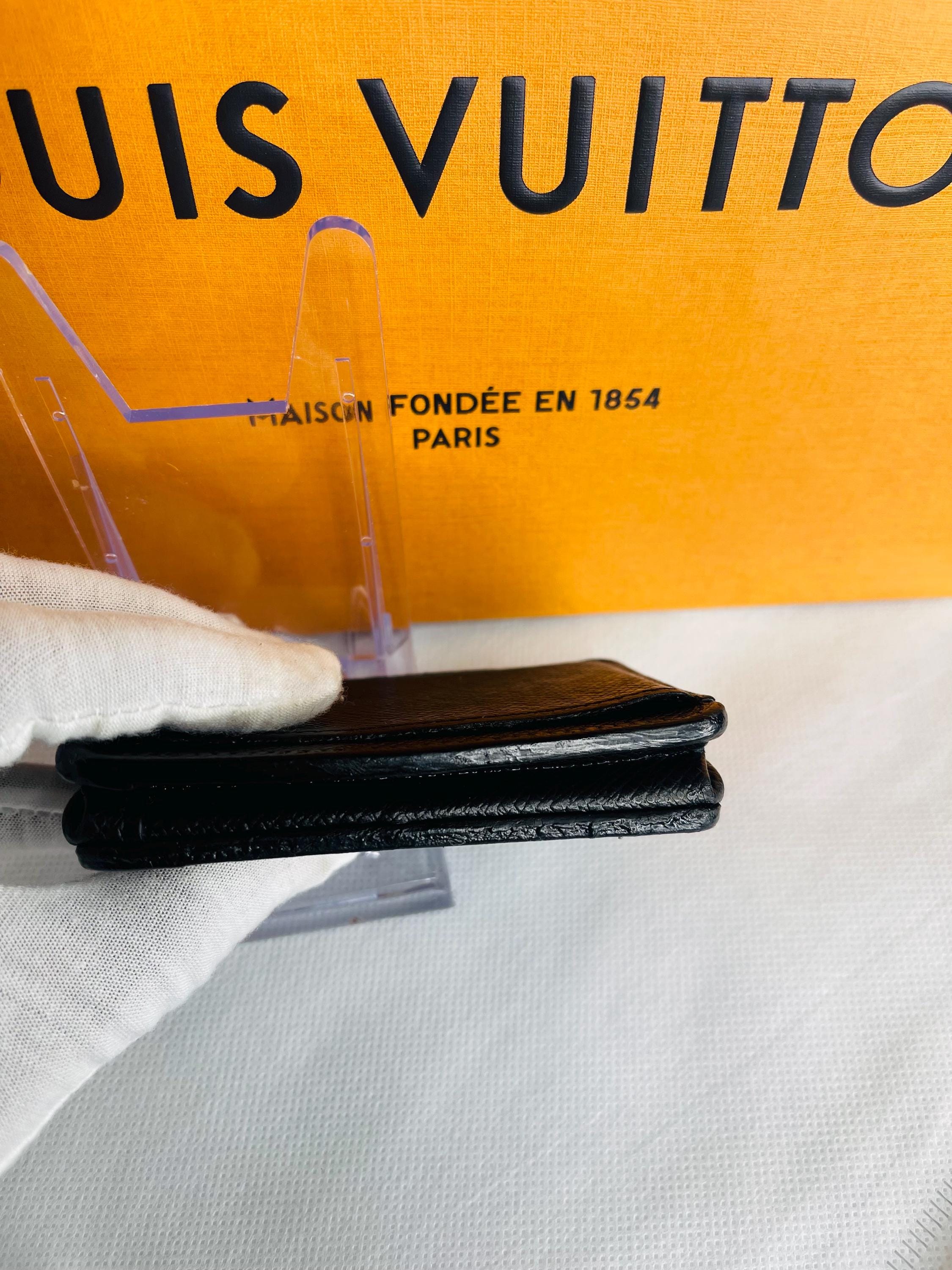 Authentic Louis Vuitton Black Taïga Leather Card/Coin Holder Wallet