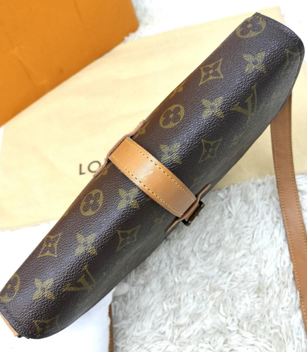 Authentic Louis Vuitton Monogram Chantilly crossbody Bag Vintage