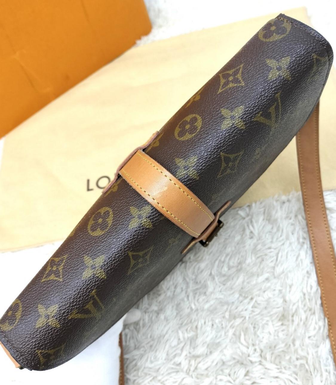 Authentic Louis Vuitton Monogram Chantilly crossbody Bag Vintage